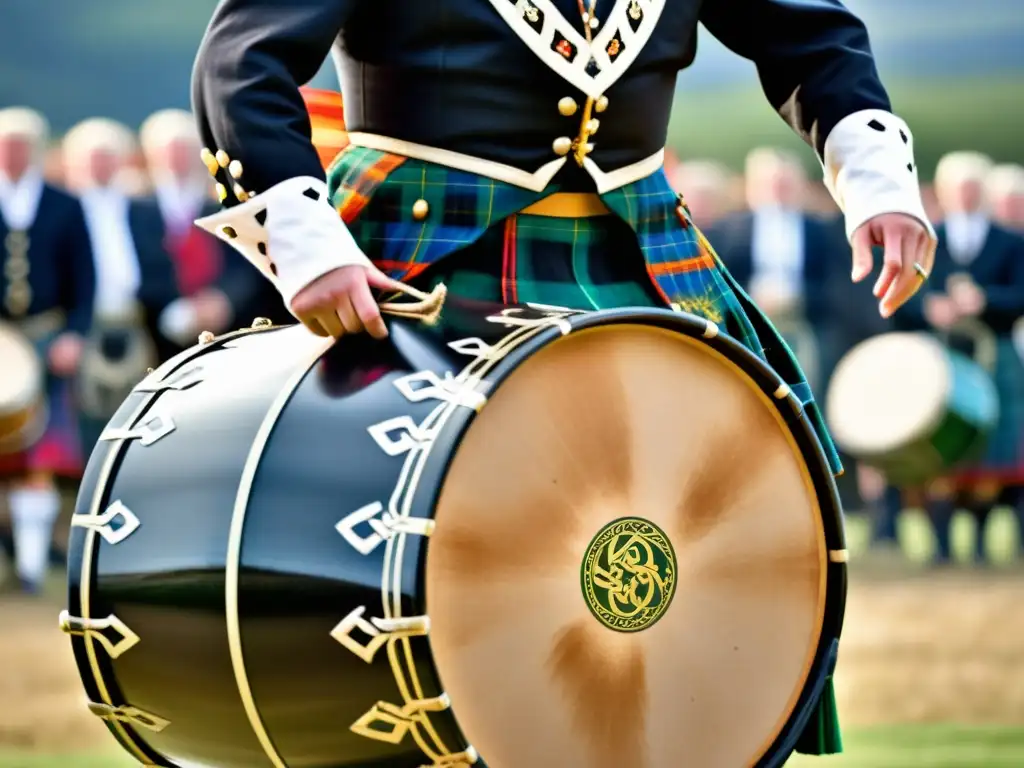 Fuerza y Pasión: Baile Escocés con Tambor Mayor Un bailarín de Highland Dance ejecuta un salto poderoso con un Tambor Mayor escocés ornamentado, mientras la multitud observa con asombro