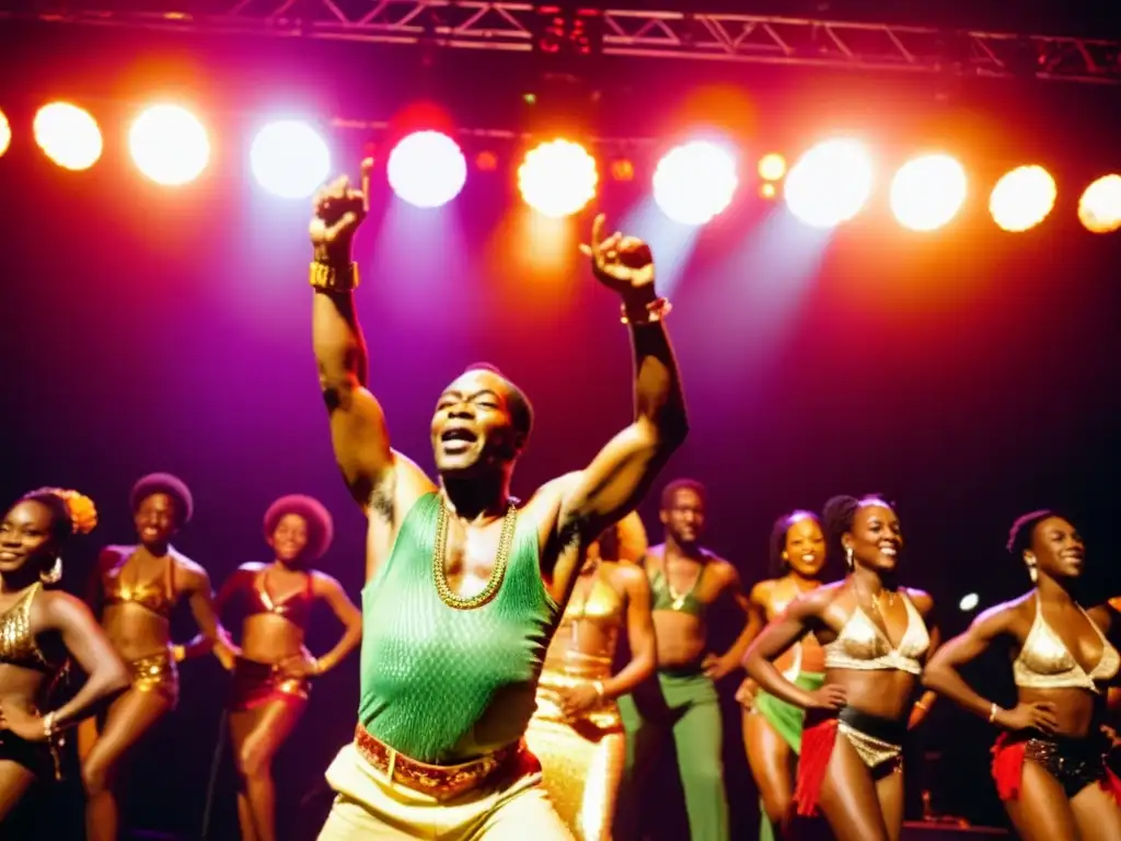 Fela Kuti en el escenario, rodeado de luz vibrante, su cuerpo en sincronía con la música, mientras bailarines africanos se mueven grácilmente