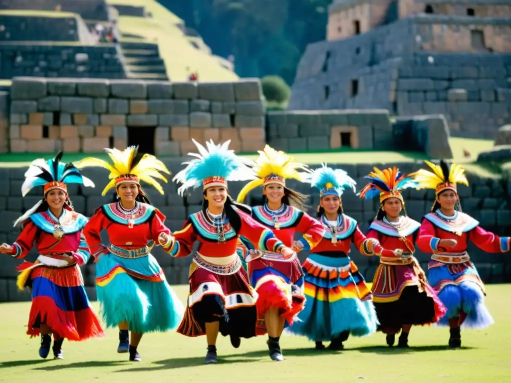 Grupo de bailarines andinos con trajes coloridos y plumas, danzando en Sacsayhuamán en el Festival de Danza de Cusco