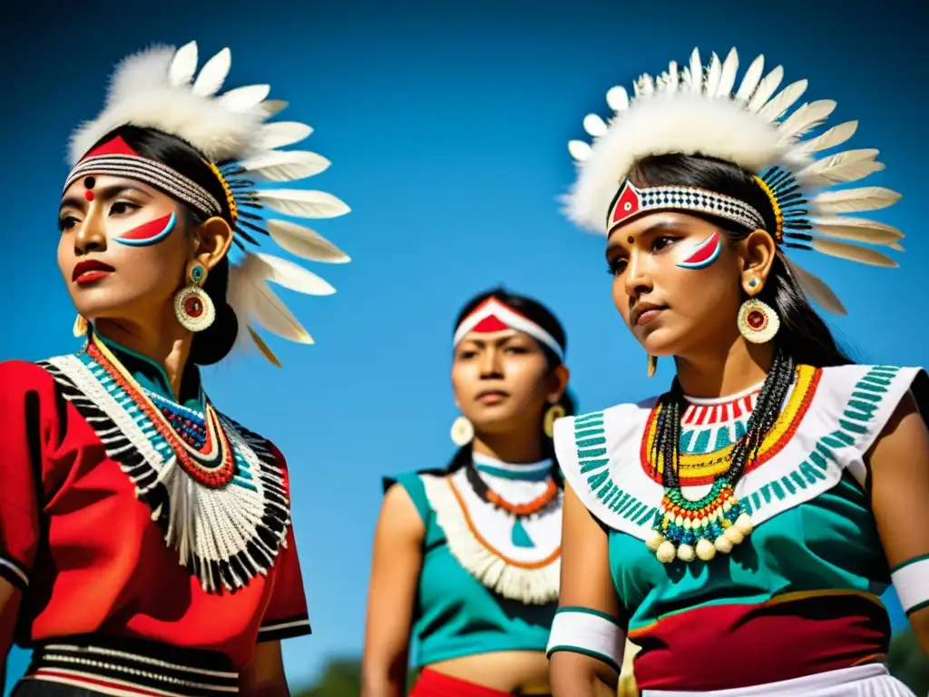 Grupo de bailarines indígenas con trajes tradicionales coloridos en una función ritual, expresando significado a través de la danza y la vestimenta