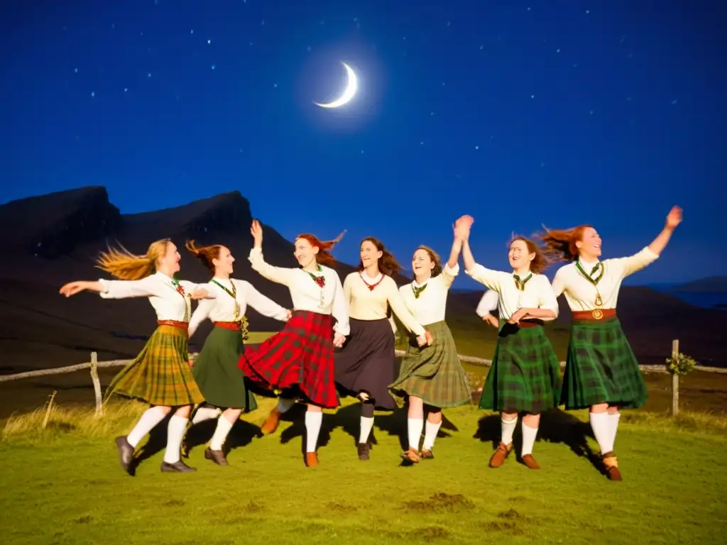 Grupo de bailarines en trajes tradicionales gaélicos danzan bajo el cielo estrellado en el festival de tradición gaélica en Skye