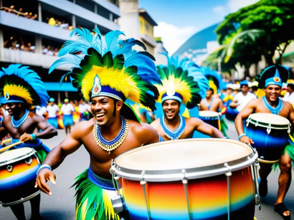 Grupo de músicos tradicionales de samba tocando tambores y bailando en un vibrante desfile callejero en Río de Janeiro